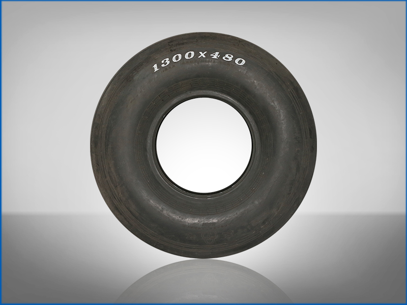 航空輪胎平面展示1300×480